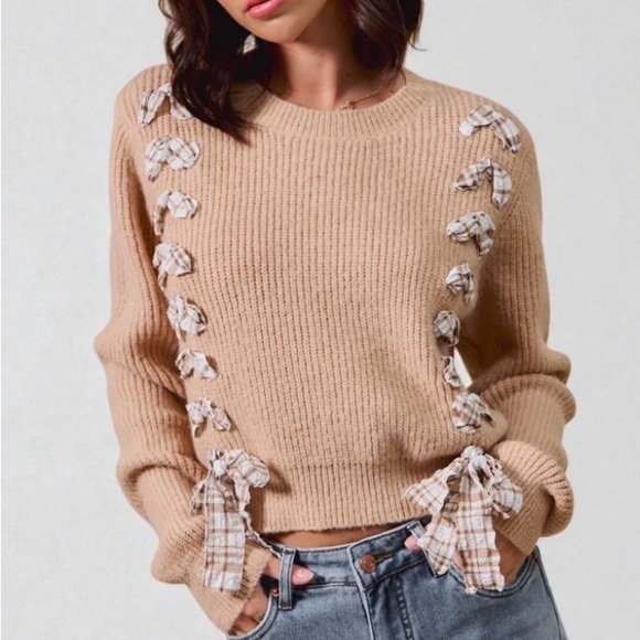 So Me Sweaters - So Me Cropped Bow Cardigan Sweater Beige Plaid Bow Detail Women’s Medium